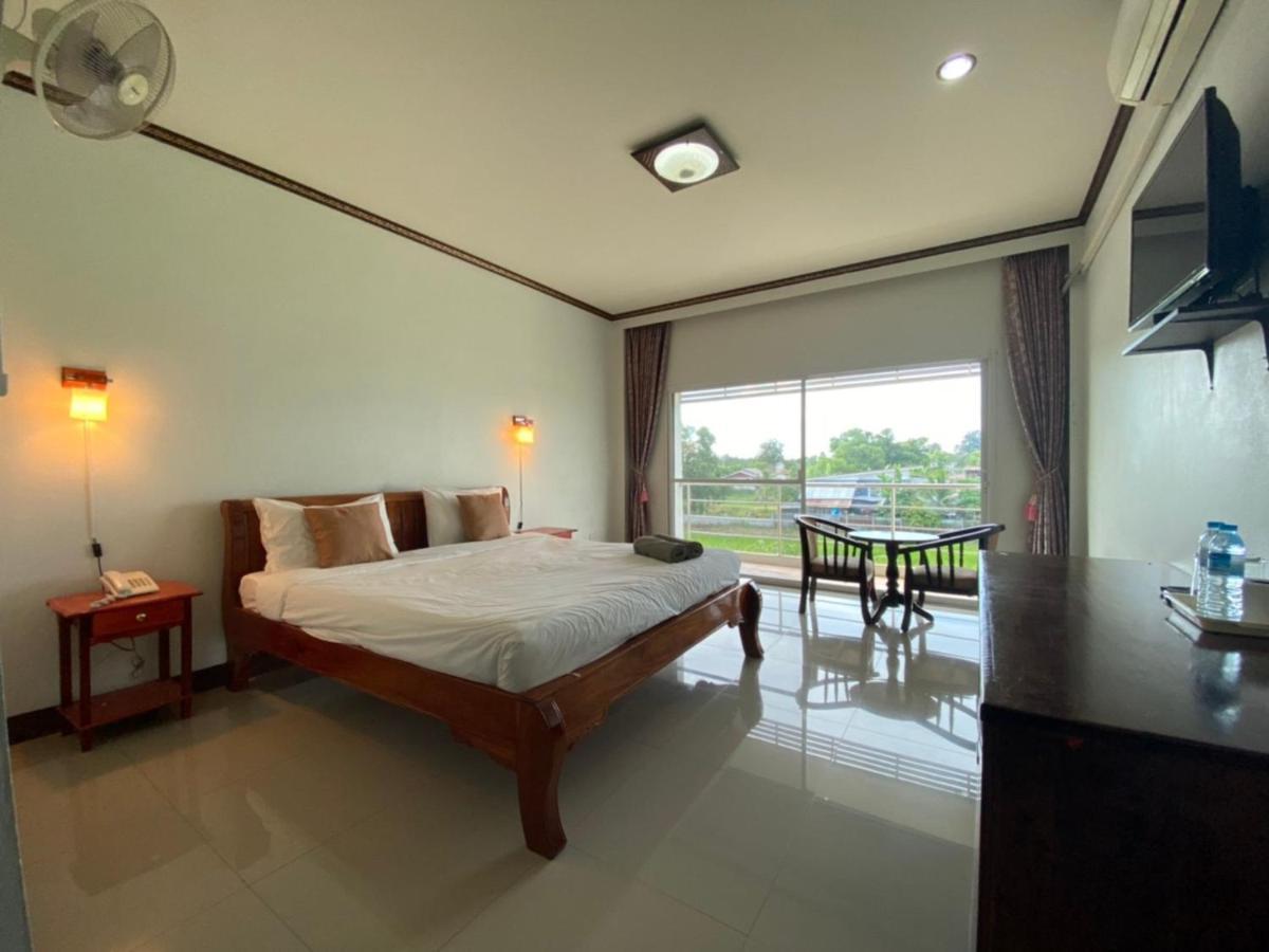 אודון תאני Mayuree Resort מראה חיצוני תמונה