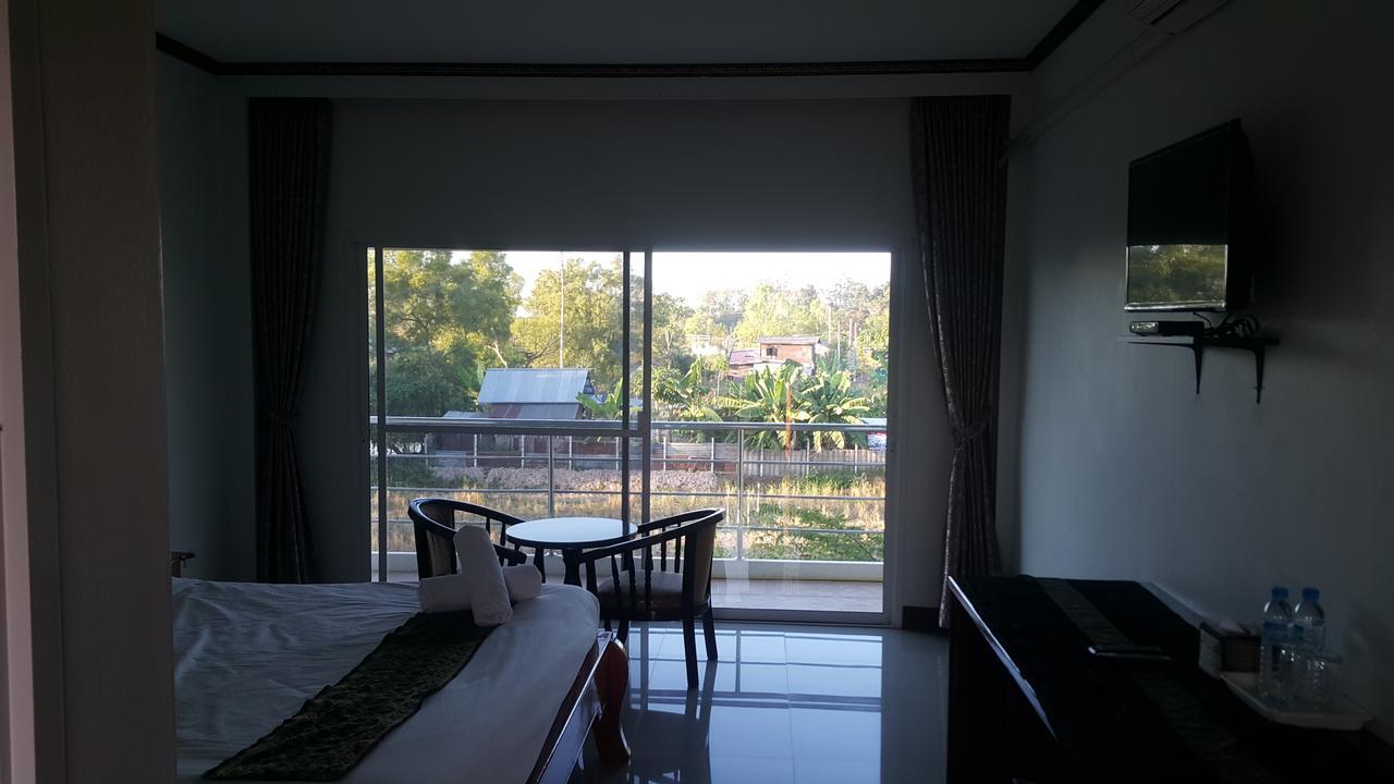 אודון תאני Mayuree Resort מראה חיצוני תמונה